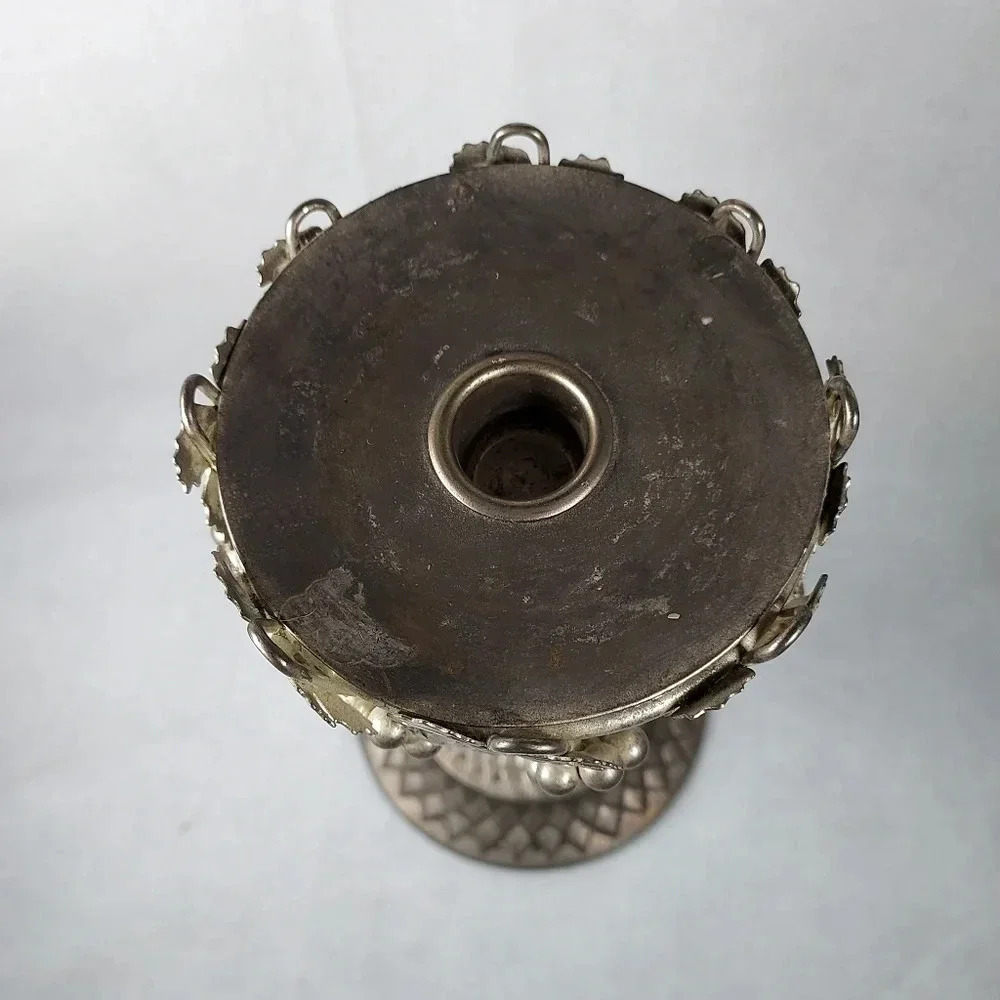 Silverplate Grapevine Candlestick - Picture 4 of 6